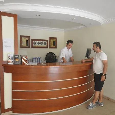 Sun Maris מלון 3*